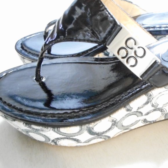 Coach Black Patent Leather Sandals size 7.5 - Picture 5 of 9